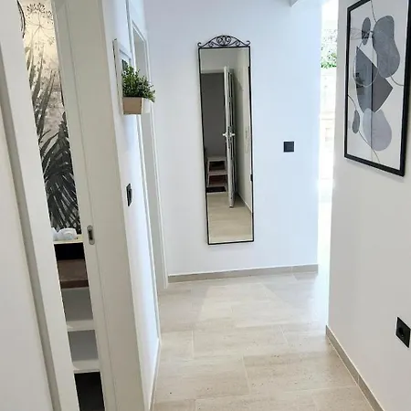 Apartamento Cozy With Shared Pool